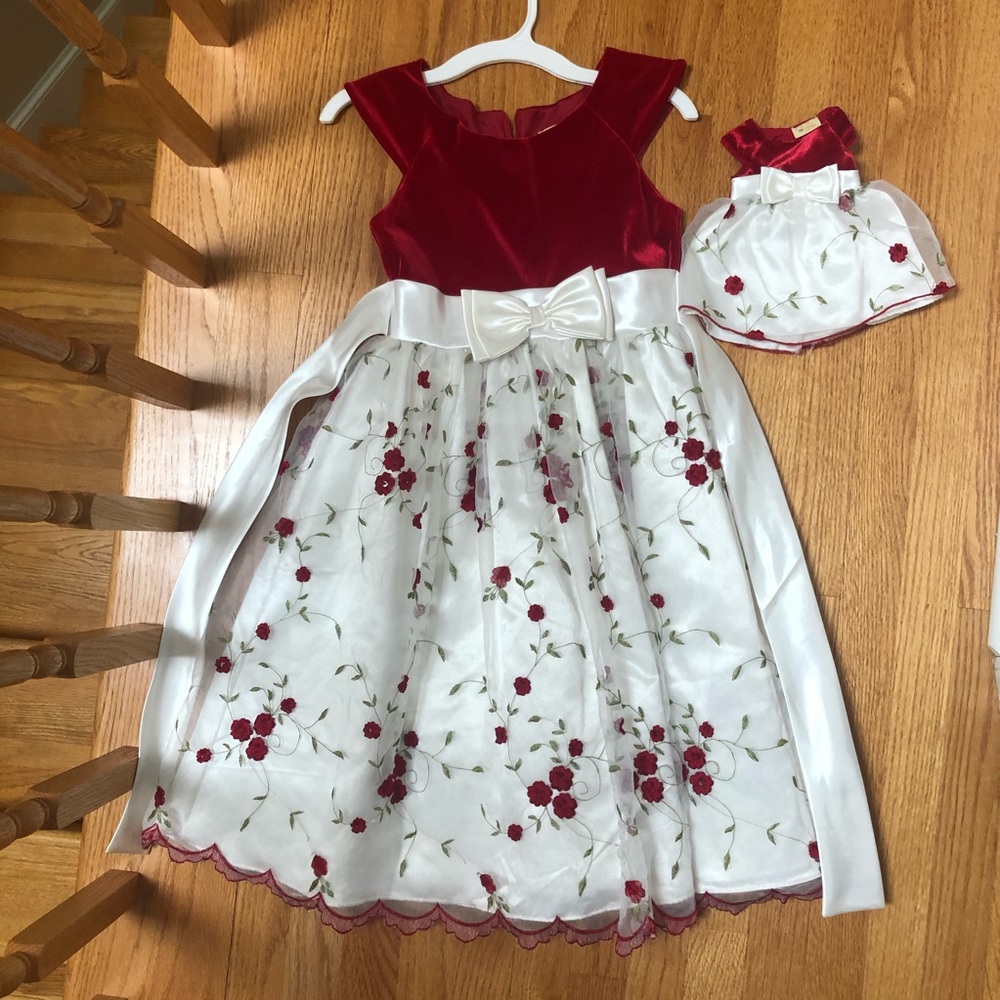 Girls 10 Dress with matching doll dress